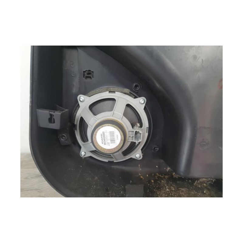 Panneau de porte arriere gauche PEUGEOT 307 PHASE 1 BREAK d’occasion