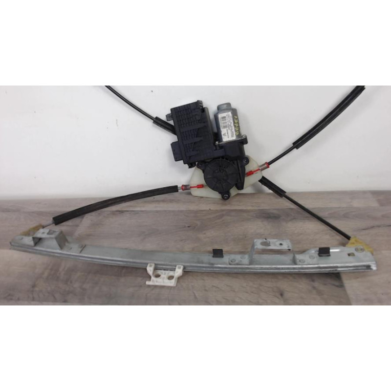 Leve vitre electrique avant gauche CITROEN C4 GRAND PICASSO 1 d’occasion