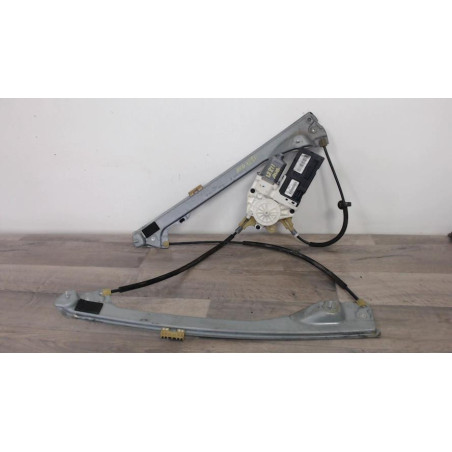 Leve vitre electrique avant gauche RENAULT LAGUNA 3 PHASE 1 BREAK d’occasion