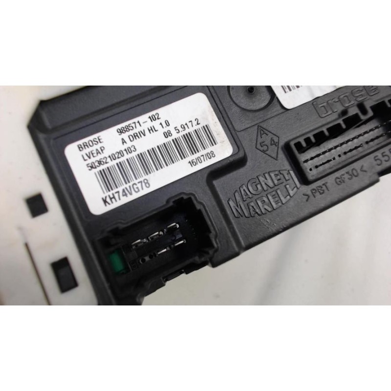 Leve vitre electrique avant gauche RENAULT LAGUNA 3 PHASE 1 BREAK d’occasion