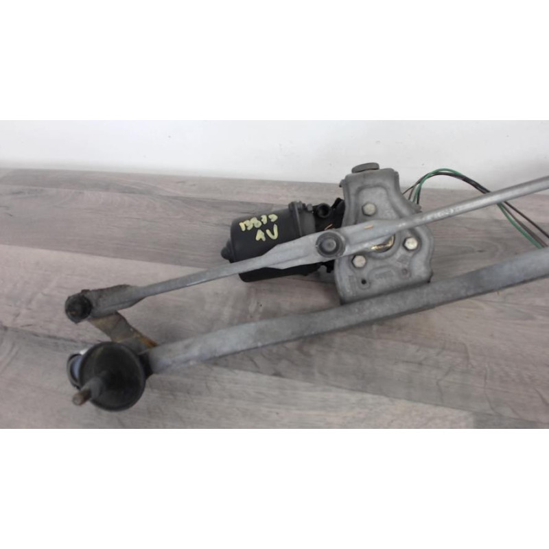Moteur essuie glace avant RENAULT CLIO 2 PHASE 2 d’occasion