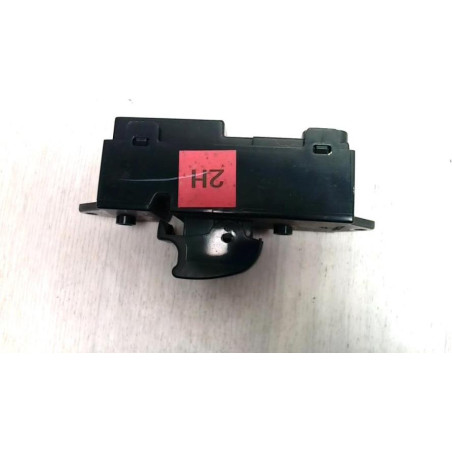 Interrupteur de leve vitre avant droit MITSUBISHI OUTLANDER 2 PHASE 2 d’occasion
