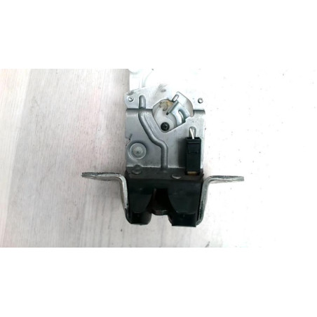 Serrure de coffre MITSUBISHI OUTLANDER 2 PHASE 2 d’occasion