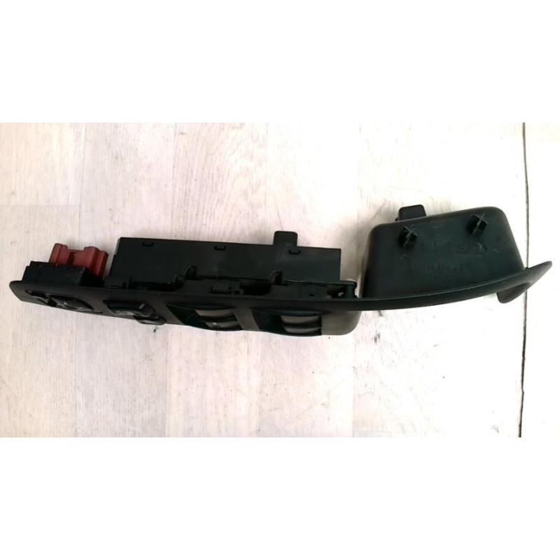 Interrupteur de leve vitre avant gauche MITSUBISHI OUTLANDER 2 PHASE 2 d’occasion