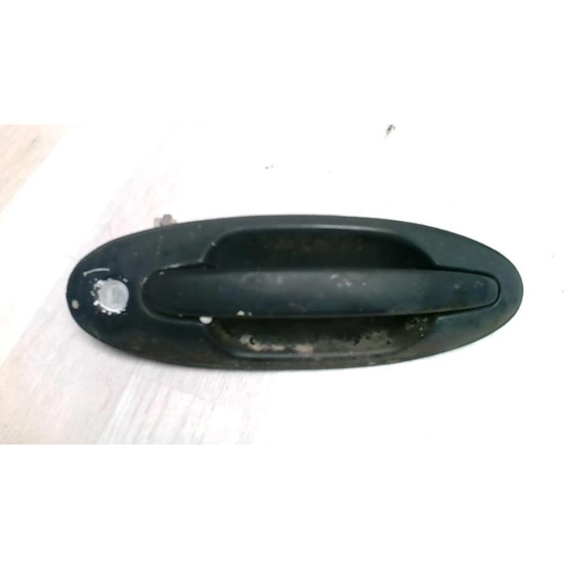 Poignee porte avant droit HYUNDAI COUPE 1 d’occasion