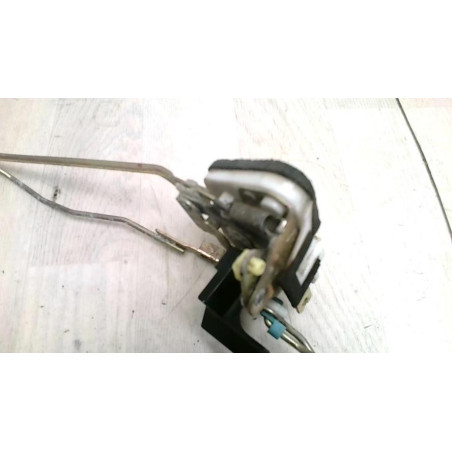 Serrure avant droit HYUNDAI COUPE 1 d’occasion