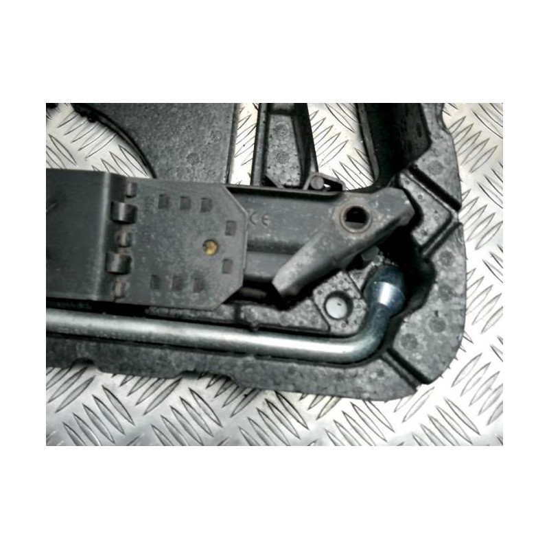Cric MINI MINI 1 R50/R53 PHASE 1 d’occasion