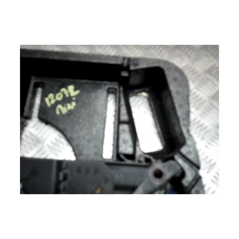 Cric MINI MINI 1 R50/R53 PHASE 1 d’occasion