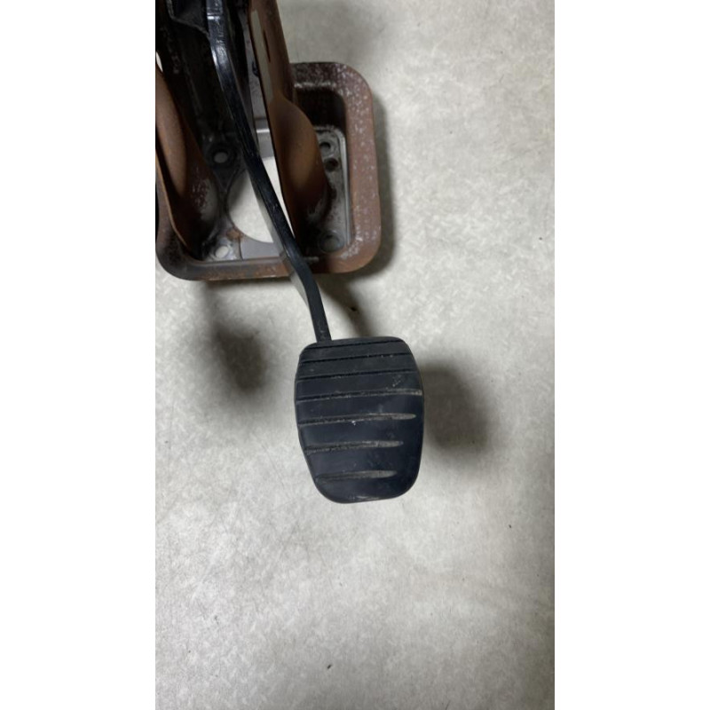 Pedalier RENAULT TWINGO 2 PHASE 1 d’occasion