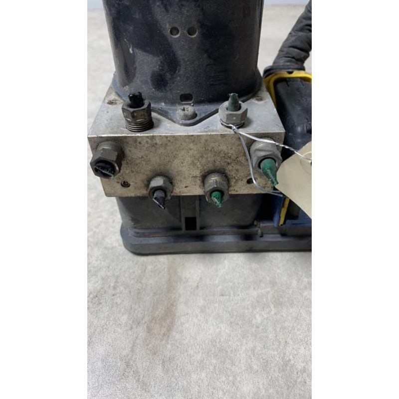 Bloc ABS (freins anti-blocage) RENAULT LAGUNA 2 PHASE 2 BREAK d’occasion