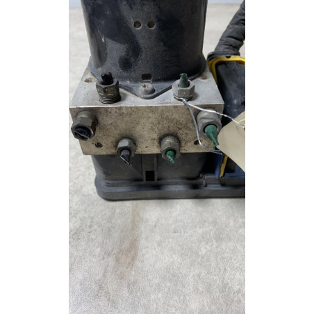 Bloc ABS (freins anti-blocage) RENAULT LAGUNA 2 PHASE 2 BREAK d’occasion