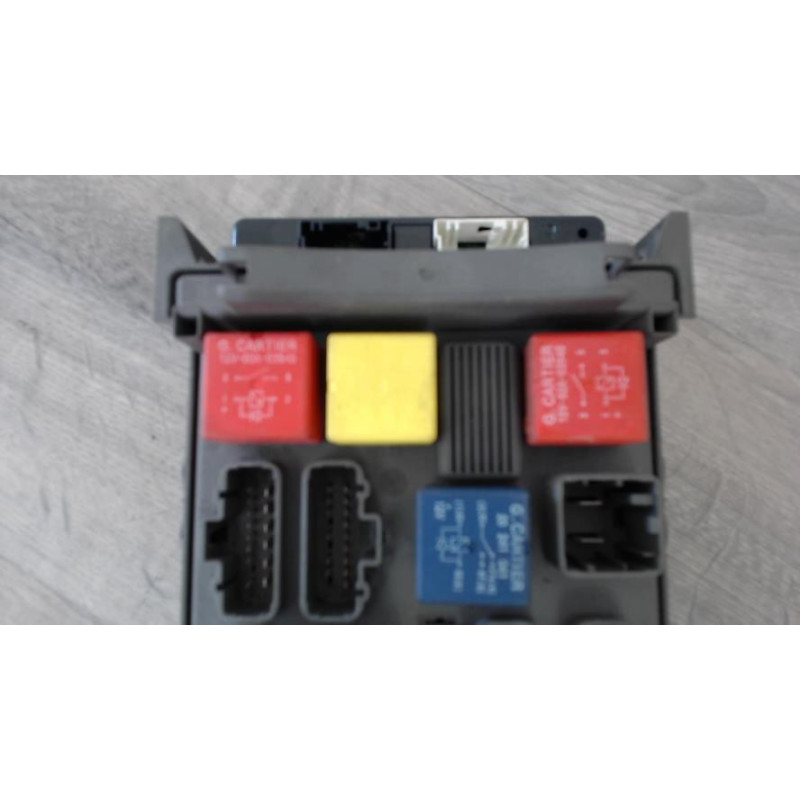 Boitier servitude moteur (BSM) RENAULT LAGUNA 2 PHASE 2 BREAK d’occasion
