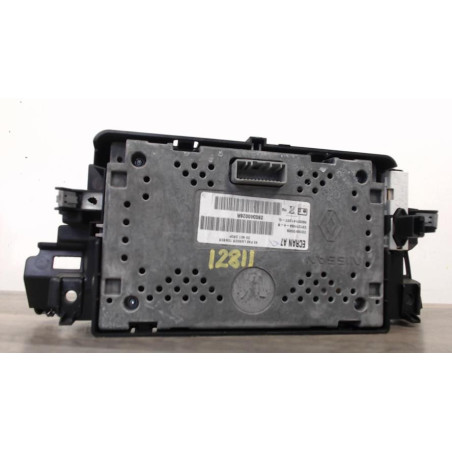 Ecran GPS RENAULT LAGUNA 3 PHASE 1 BREAK d’occasion
