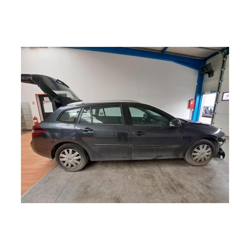 Ecran GPS RENAULT LAGUNA 3 PHASE 1 BREAK d’occasion