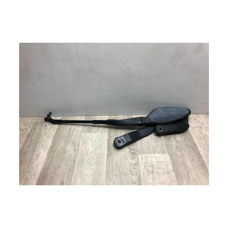 Bras essuie glace avant droit MERCEDES CLASSE E 211 PHASE 1 d’occasion