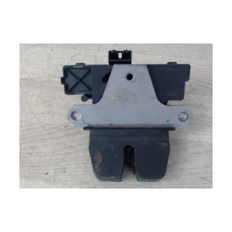 Serrure de coffre FORD FOCUS 2 PHASE 1 d’occasion