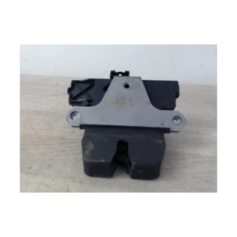 Serrure de coffre FORD FOCUS 2 PHASE 1 d’occasion