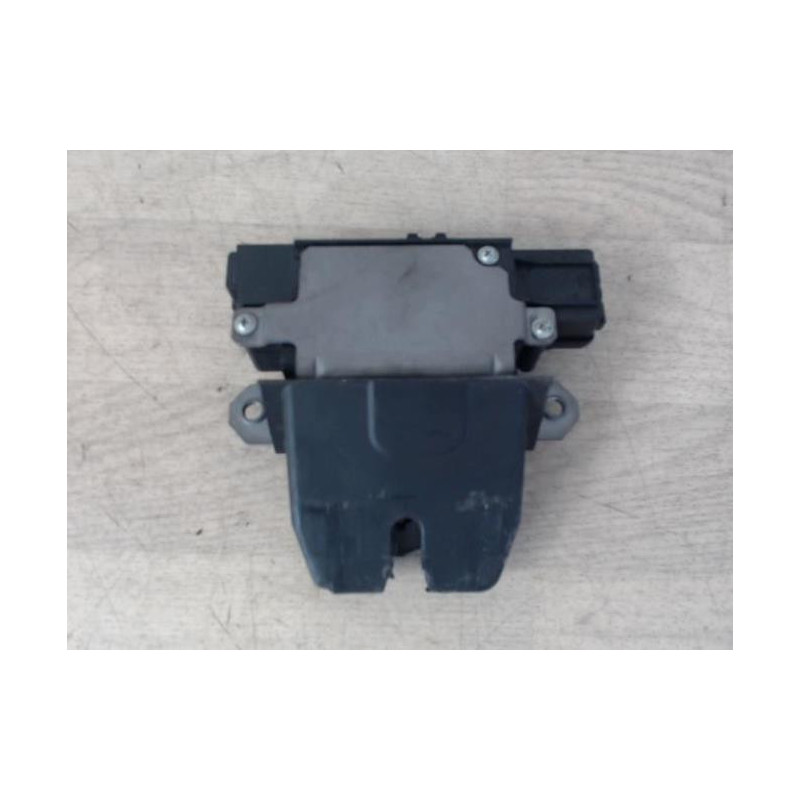 Serrure de coffre FORD FOCUS 2 PHASE 1 d’occasion