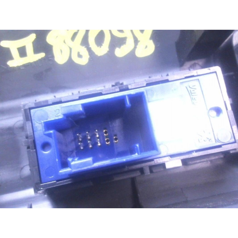 Commande de reglage hauteur de phare PEUGEOT 308 II d’occasion