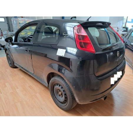 Attache ceinture arriere droit FIAT GRANDE PUNTO d’occasion