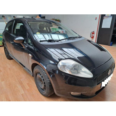 Attache ceinture arriere droit FIAT GRANDE PUNTO d’occasion