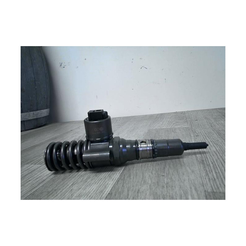 Injecteurs AUDI A4 2 AVANT PHASE 1 BREAK d’occasion