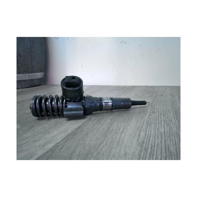 Injecteurs AUDI A4 2 AVANT PHASE 1 BREAK d’occasion