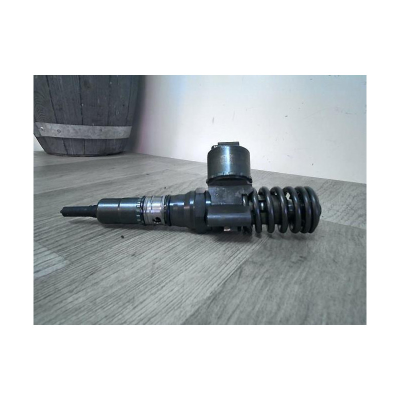 Injecteurs AUDI A4 2 AVANT PHASE 1 BREAK d’occasion