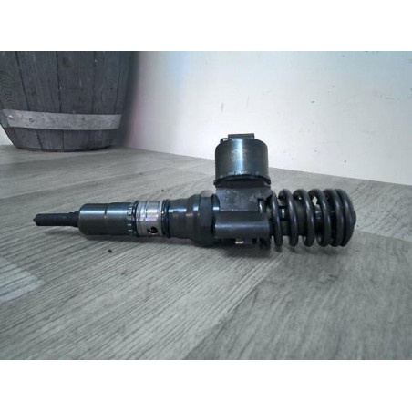 Injecteurs AUDI A4 2 AVANT PHASE 1 BREAK d’occasion