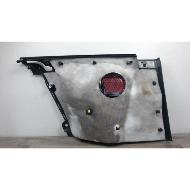 Panneau de porte arriere droit AUDI A3 2 PHASE 1 d’occasion