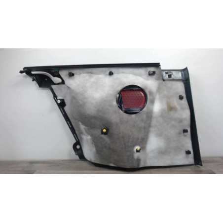 Panneau de porte arriere droit AUDI A3 2 PHASE 1 d’occasion