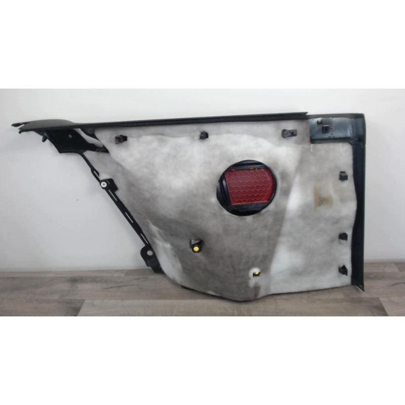Panneau de porte arriere droit AUDI A3 2 PHASE 1 d’occasion