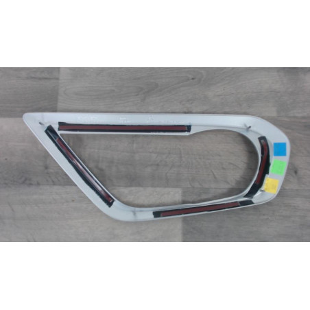 Enjoliveur anti brouillard VOLVO C 30 PHASE 1 d’occasion