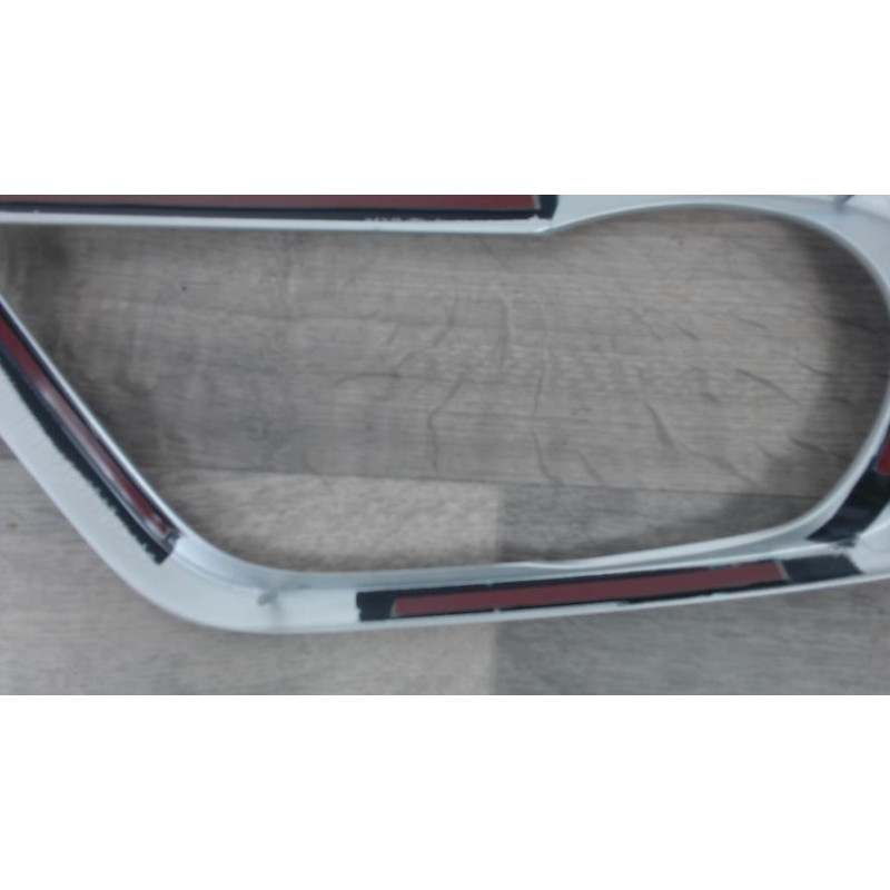 Enjoliveur anti brouillard VOLVO C 30 PHASE 1 d’occasion