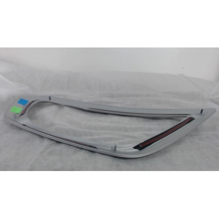 Enjoliveur anti brouillard VOLVO C 30 PHASE 1 d’occasion