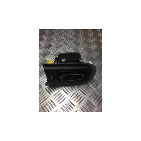 Aerateur tableau de bord avant gauche CITROEN C3 3 PHASE 1 d’occasion