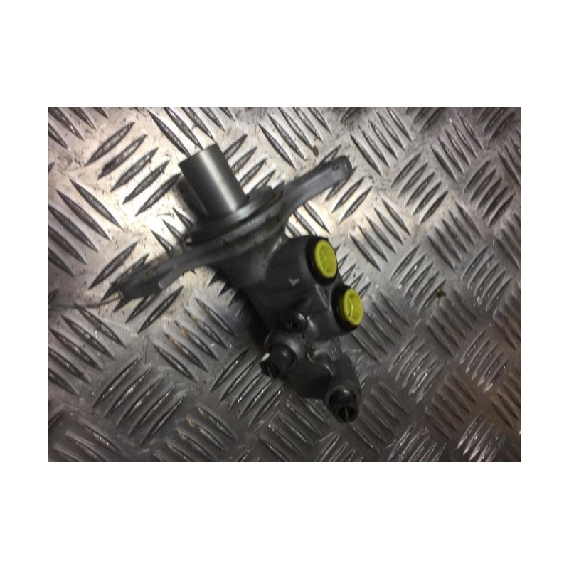 Maitre cylindre (freinage) RENAULT CLIO 4 PHASE 1 d’occasion