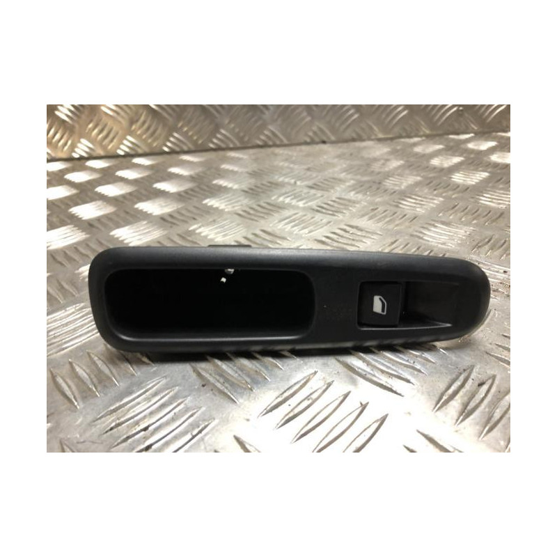 Interrupteur de leve vitre arriere droit CITROEN C3 3 PHASE 1 d’occasion