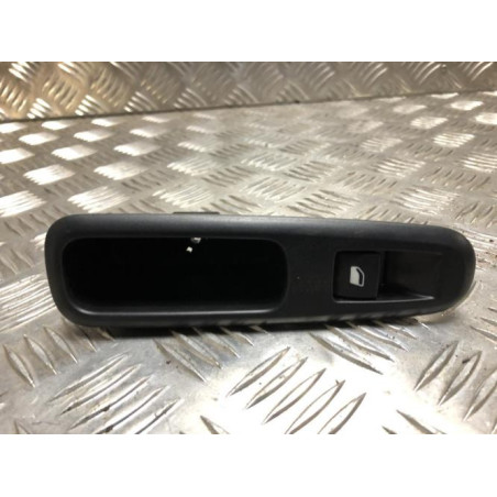 Interrupteur de leve vitre arriere droit CITROEN C3 3 PHASE 1 d’occasion