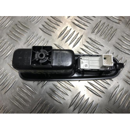 Interrupteur de leve vitre arriere droit CITROEN C3 3 PHASE 1 d’occasion