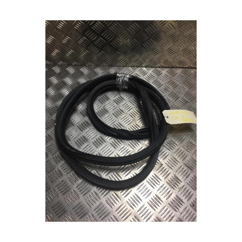 Joint de porte arriere gauche CITROEN C3 3 PHASE 1 d’occasion