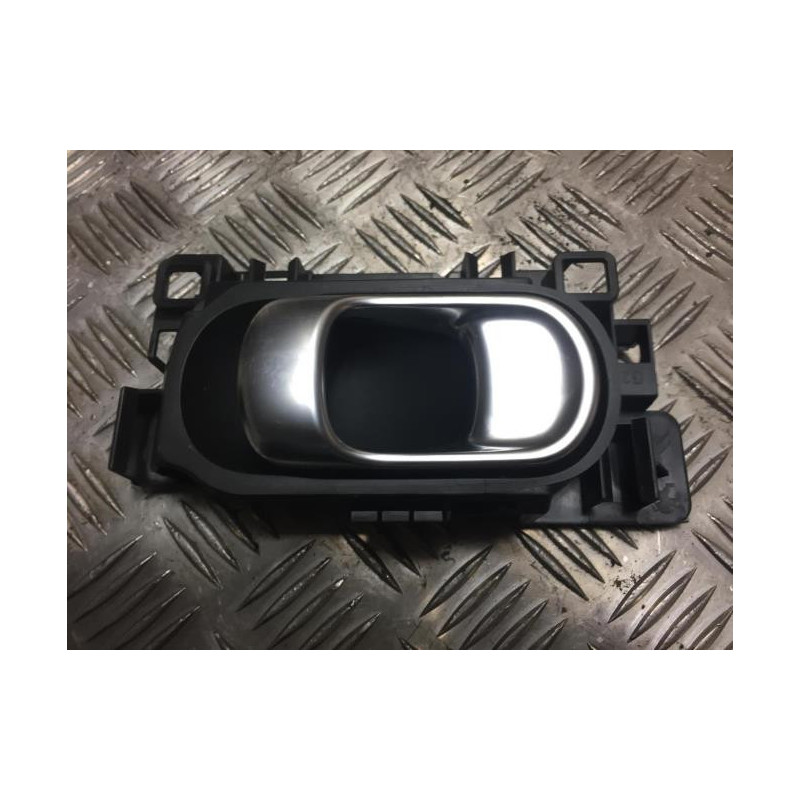 Poignee interieur avant gauche CITROEN C3 3 PHASE 1 d’occasion