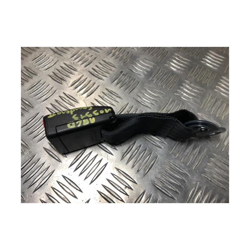 Attache ceinture arriere centrale DACIA SANDERO 2 PHASE 2 d’occasion