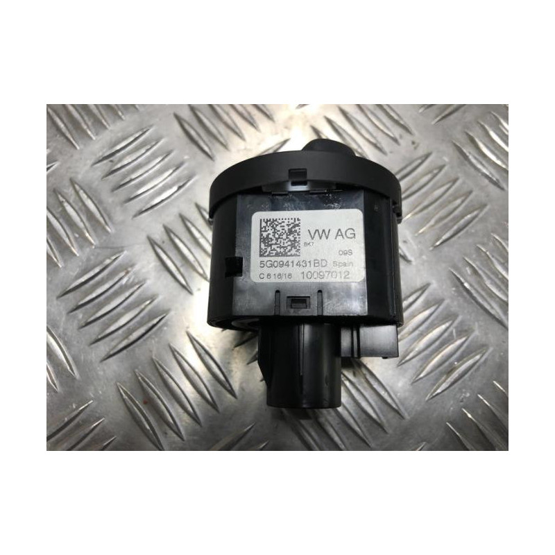Commande de phare VOLKSWAGEN GOLF 7 PHASE 1 d’occasion