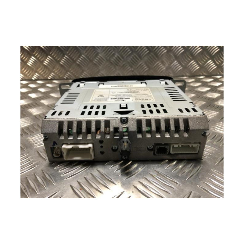 Autoradio d'origine RENAULT CLIO 4 PHASE 1 d’occasion