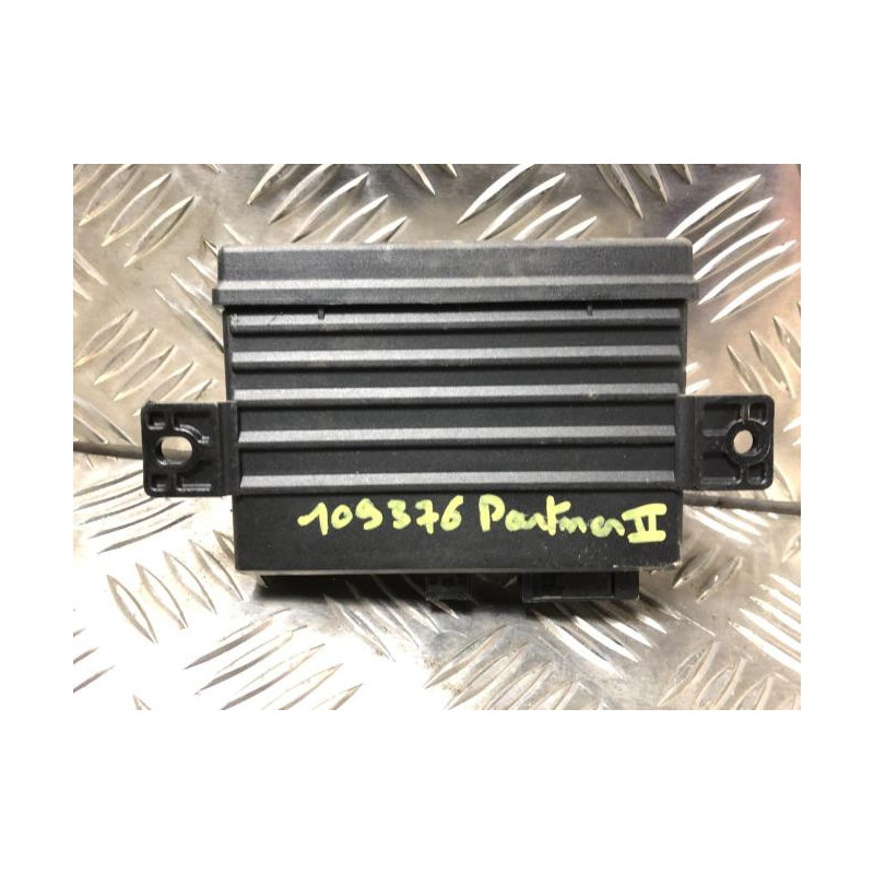 Boitier d'aide au stationnement PEUGEOT PARTNER 2 PHASE 1 d’occasion