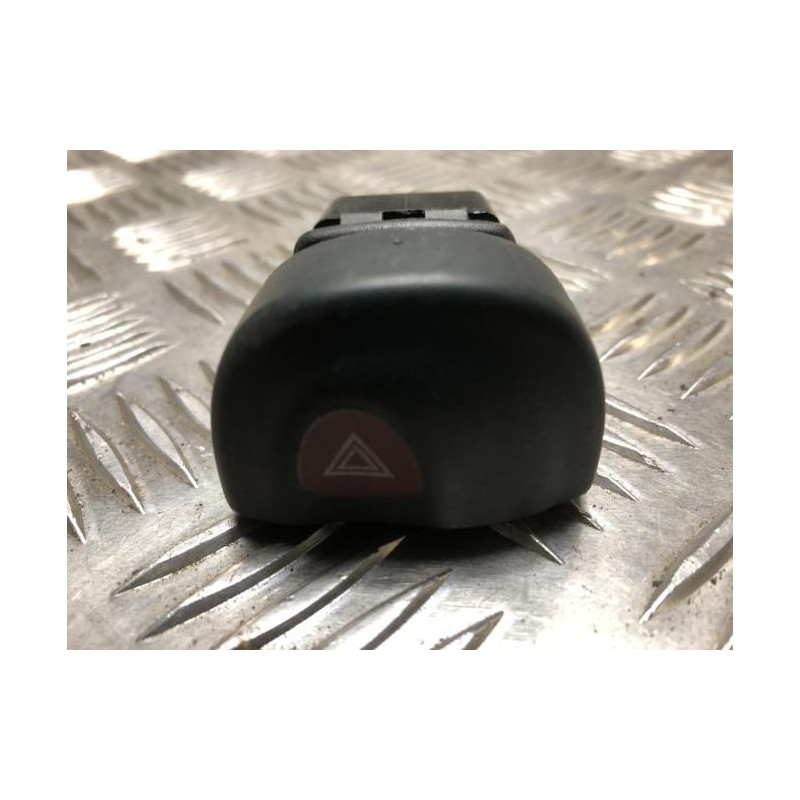 Bouton de warning RENAULT  d’occasion