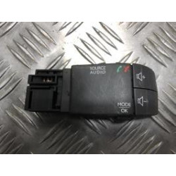 Commande autoradio DACIA SANDERO 2 PHASE 1 d’occasion