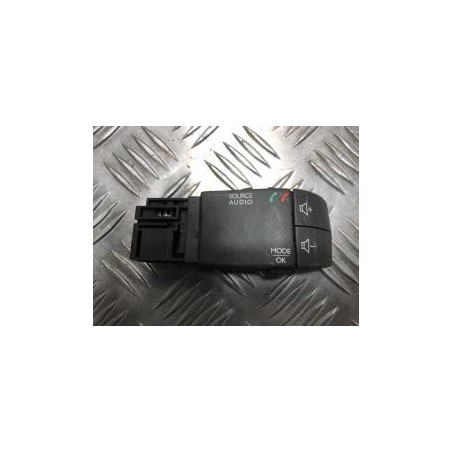 Commande autoradio DACIA SANDERO 2 PHASE 1 d’occasion
