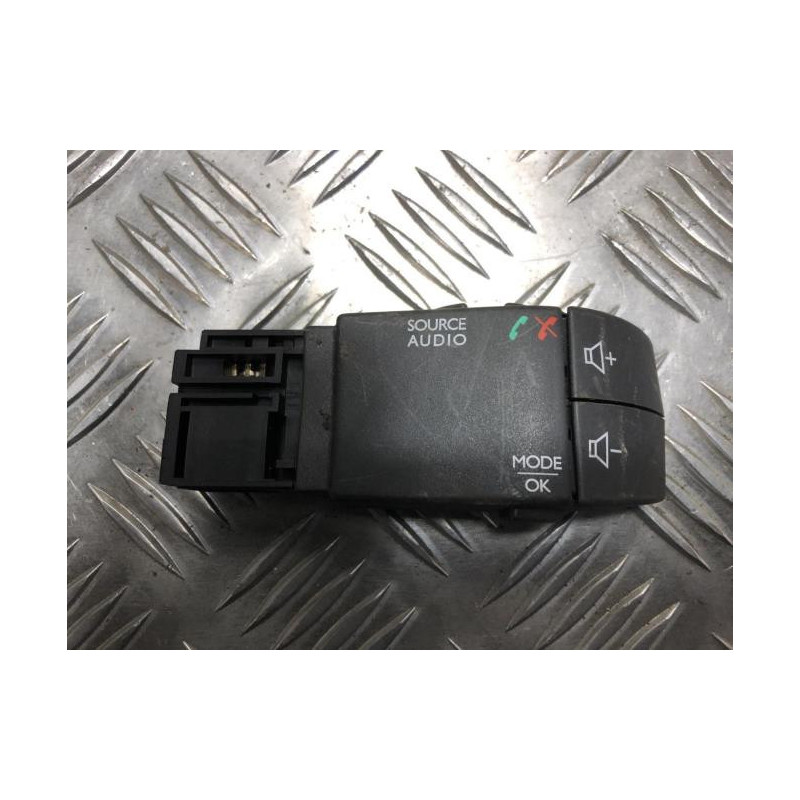 Commande autoradio DACIA SANDERO 2 PHASE 1 d’occasion